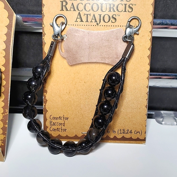 🏷5/$20🏷 NEW Blue Moon Beads Shortcuts - Faux Leather Bracelet Wrap & Connector - Picture 3 of 7